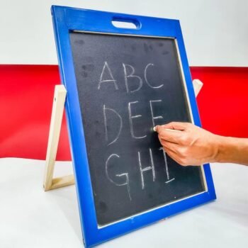 Small Wooden Easel Board-008